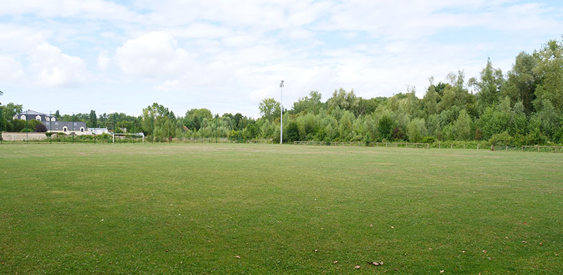 Stade de l'église - Le Malesherbois
